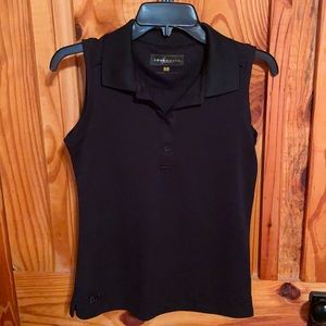 Collared sleeveless shirt